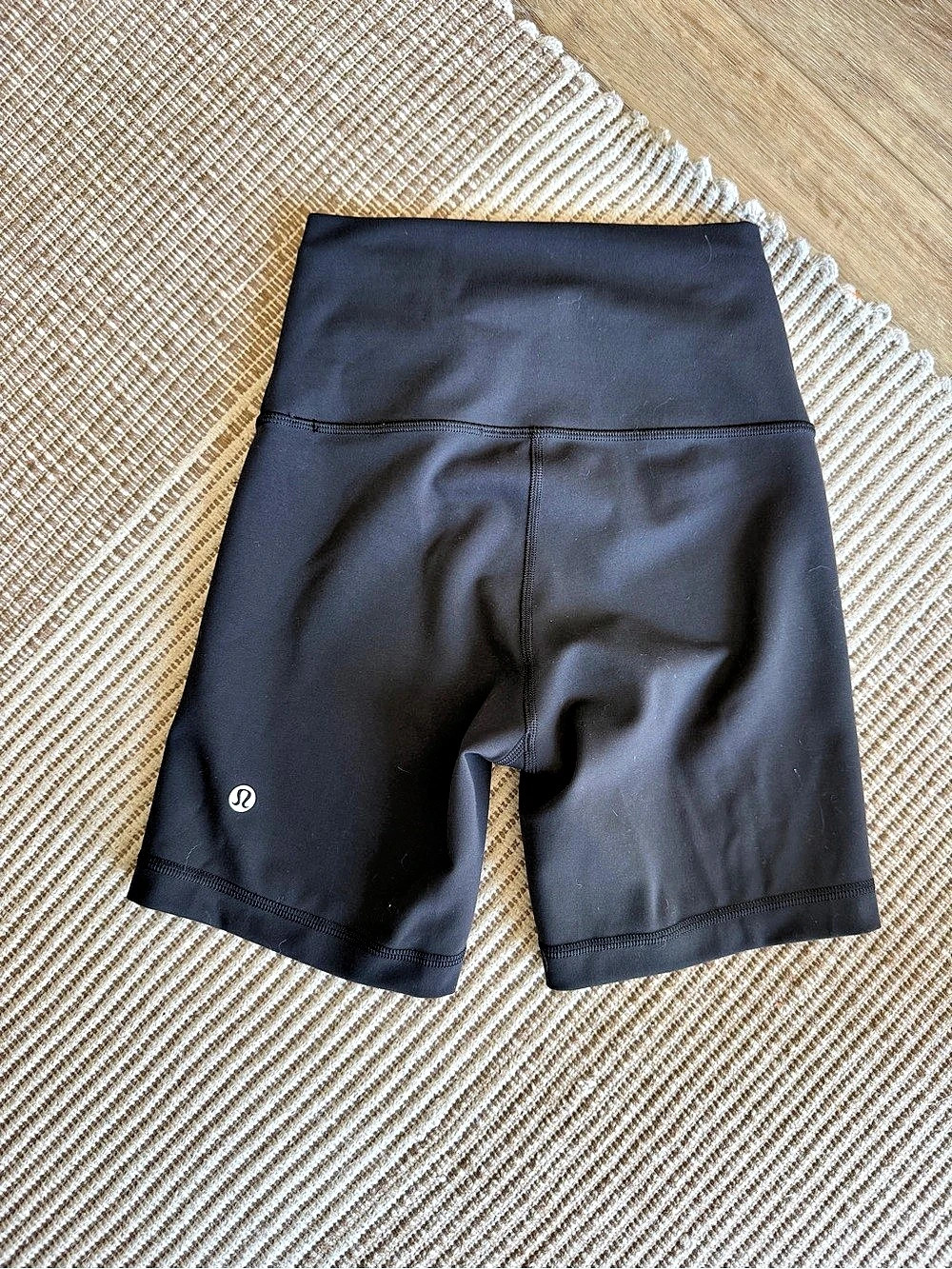 Lululemon Align High-Rise Short 8" Bike Shorts Black 4